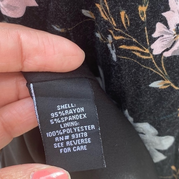 Floral midi dress Size Large - Picture 8 of 12